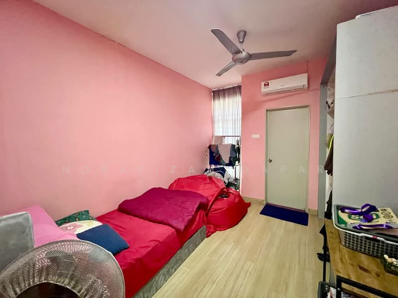 Rumah Teres 2 Tingkat untuk Dijual di Bandar Baru Bangi (Selangor) - NoraFizah Gapar - Bedroom - PropertyGuru.com.my