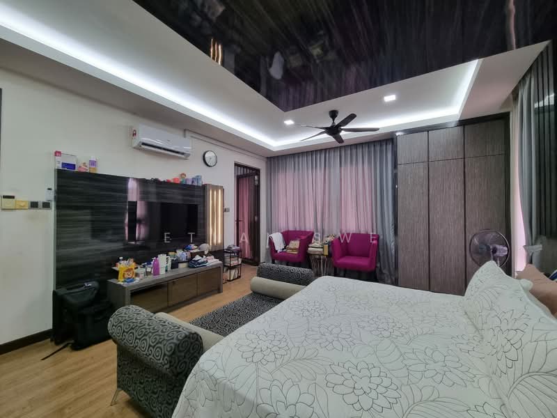 Zero-Lot Bungalow for Sale in Bukit Rahman Putra (Sungai Buloh) - Ethan Swe - Bedroom - PropertyGuru.com.my