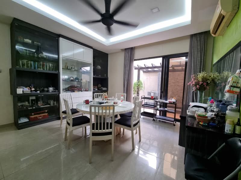Zero-Lot Bungalow for Sale in Bukit Rahman Putra (Sungai Buloh) - Ethan Swe - Dining Room - PropertyGuru.com.my