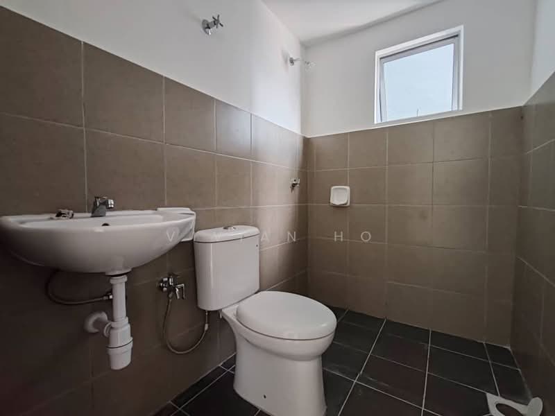 Condominium for Sale at Sri Angsana Hilir - Vivian Ho - Bathroom - PropertyGuru.com.my