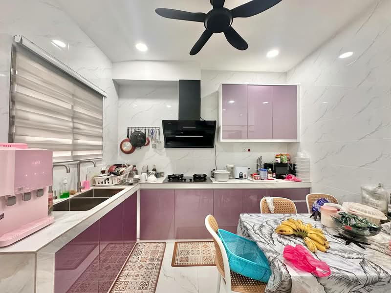 Rumah Teres 2 Tingkat untuk Dijual di Seksyen 7 (Shah Alam) - Shiqin Saidin - Kitchen - PropertyGuru.com.my