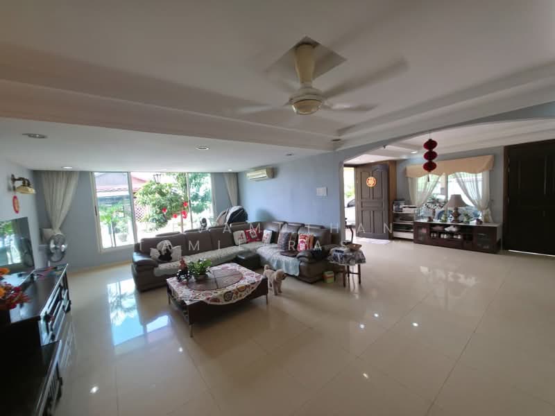Semi-Detached House for Sale in SS 3, Taman Universiti (Petaling Jaya) - Devamuthan Tamilarasan - Living Room - PropertyGuru.com.my