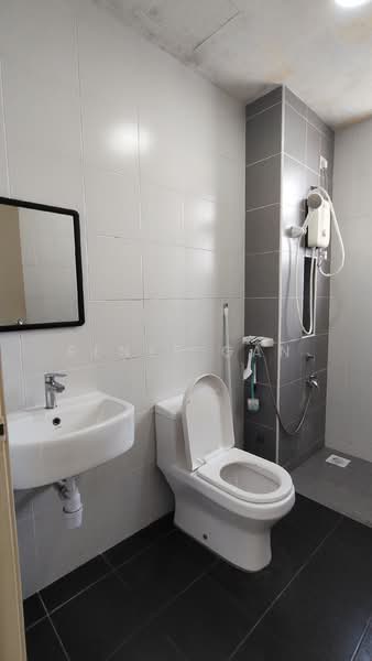 Apartment for Rent at Aliff Avenue (Dwi Alif) - Renee Gan - Bathroom - PropertyGuru.com.my
