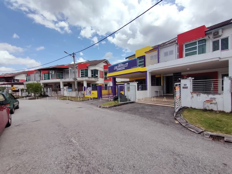 2-storey Terraced House for Rent in Seri Iskandar (Perak) - Muinuddin Muhamad - Exterior - PropertyGuru.com.my