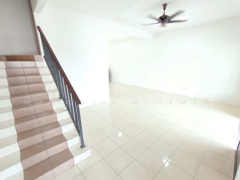 2-storey Terraced House for Rent in Seri Iskandar (Perak) - Muinuddin Muhamad - Living Room - PropertyGuru.com.my