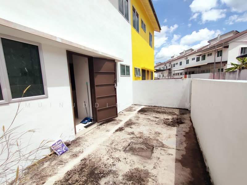2-storey Terraced House for Rent in Seri Iskandar (Perak) - Muinuddin Muhamad - Exterior - PropertyGuru.com.my