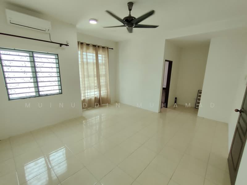 2-storey Terraced House for Rent in Seri Iskandar (Perak) - Muinuddin Muhamad - Living Room - PropertyGuru.com.my