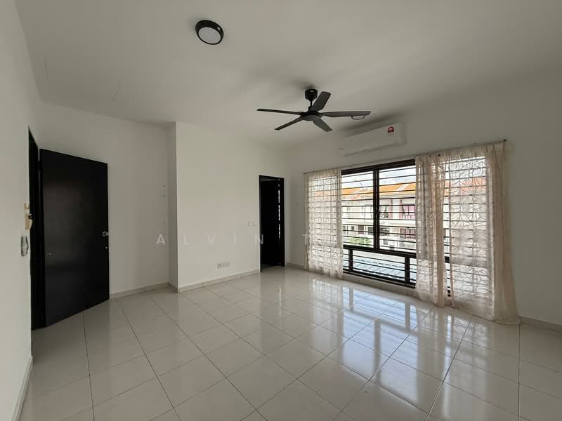 2-storey Terraced House for Sale in Setia Alam ( Anjung Sari) (Setia Alam) - Alvin Teoh - Living Room - PropertyGuru.com.my