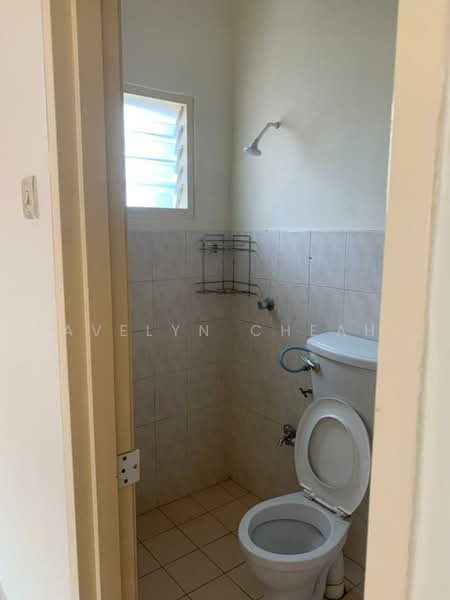 Rumah Flat untuk Disewa di Cemara - Avelyn Cheah - Bathroom - PropertyGuru.com.my
