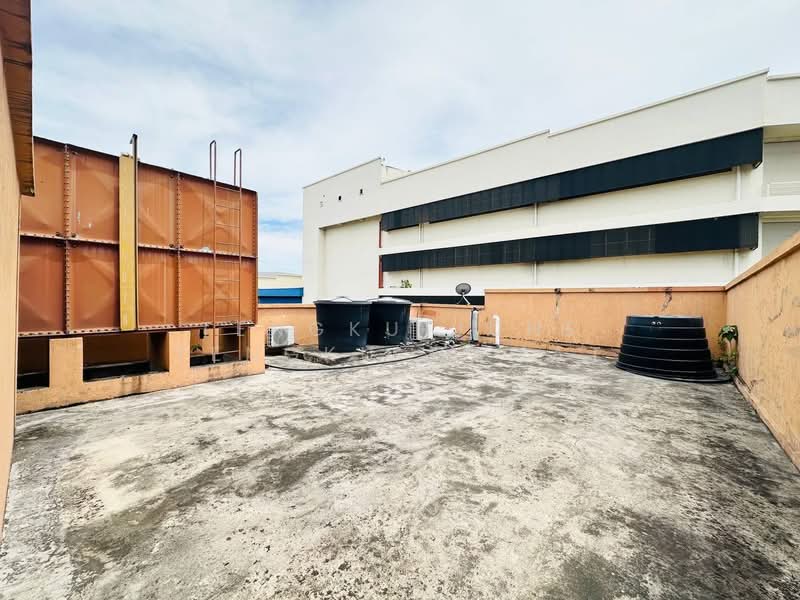 Semi-D Factory for Sale in Kapar Industrial Park (Kapar) - Tengku June Tengku Mamat - PropertyGuru.com.my
