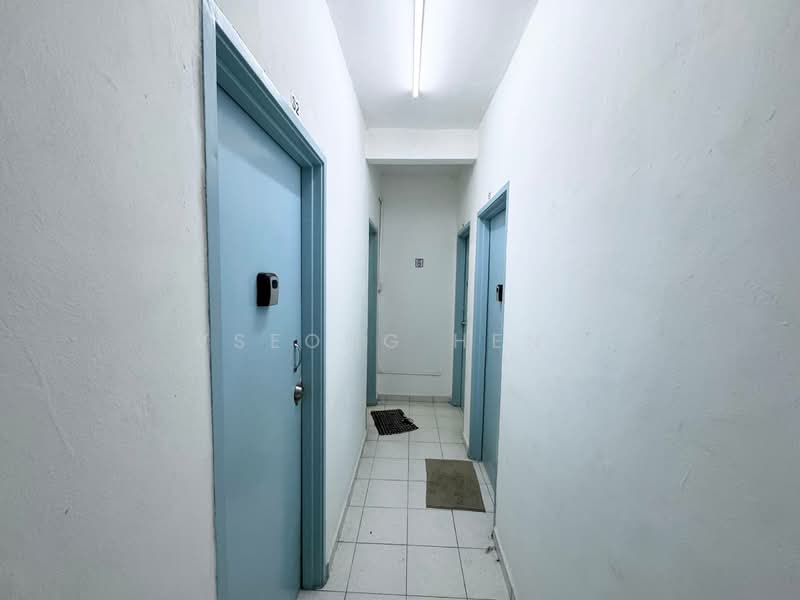 Service Residence for Sale at Nusa Perdana Apartment - Vseong Heng - Corridor - PropertyGuru.com.my