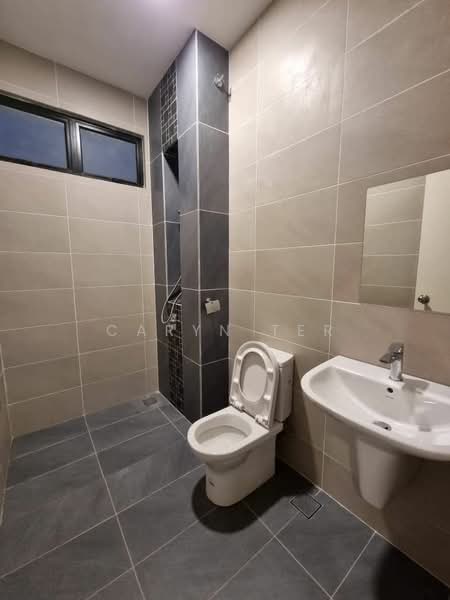 Semi-Detached House for Sale in Taman Desa Tebrau (Tebrau) - Caryn Ter - Bathroom - PropertyGuru.com.my