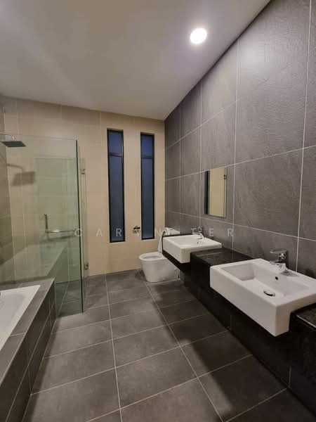 Semi-Detached House for Sale in Taman Desa Tebrau (Tebrau) - Caryn Ter - Bathroom - PropertyGuru.com.my