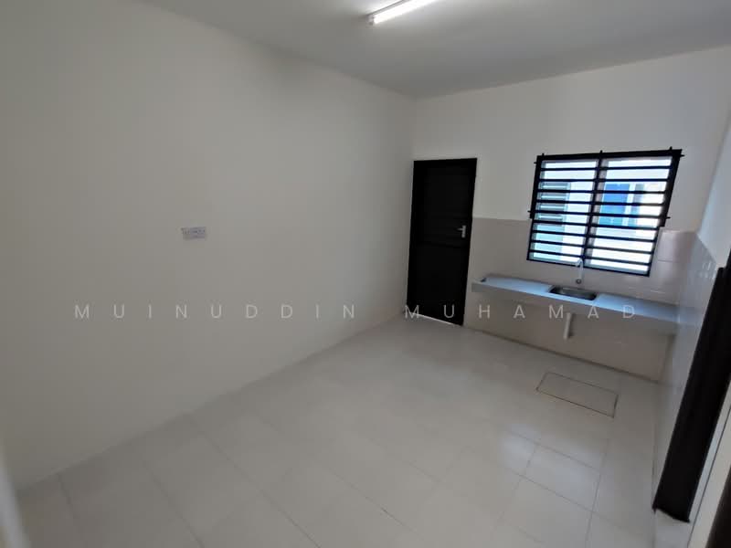 1-storey Terraced House for Rent in Teluk Intan (Perak) - Muinuddin Muhamad - Kitchen - PropertyGuru.com.my