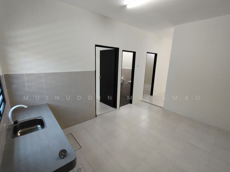 1-storey Terraced House for Rent in Teluk Intan (Perak) - Muinuddin Muhamad - Kitchen - PropertyGuru.com.my