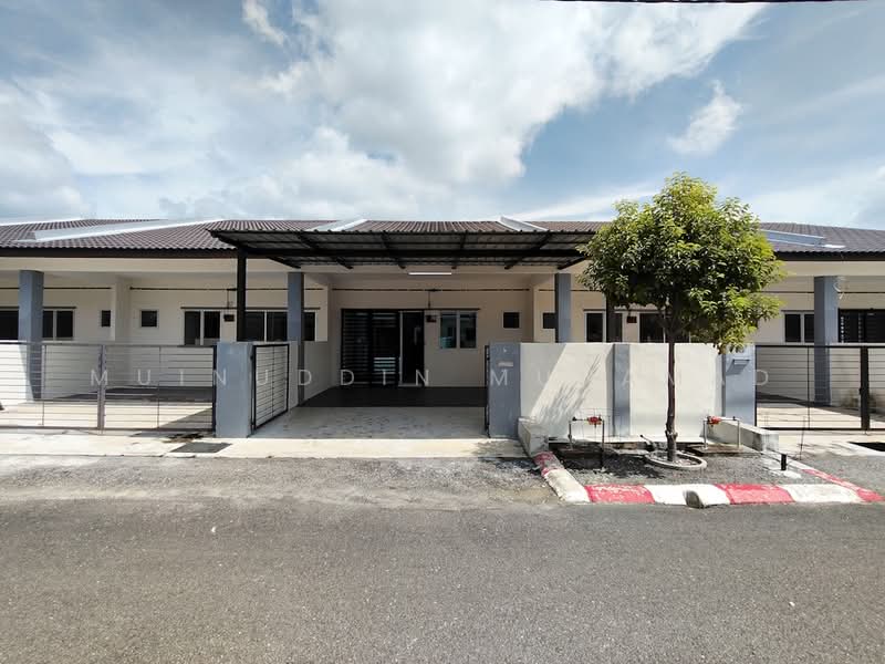1-storey Terraced House for Rent in Teluk Intan (Perak) - Muinuddin Muhamad - Exterior - PropertyGuru.com.my