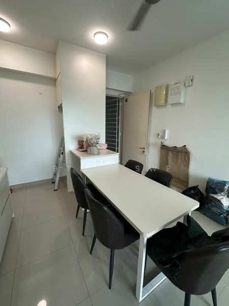 Servis Apartment untuk Dijual di East Parc @ Manjalara - Ethan Swe - Dining Room - PropertyGuru.com.my