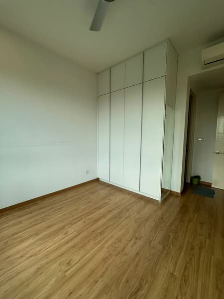 Servis Apartment untuk Dijual di East Parc @ Manjalara - Ethan Swe - Bedroom - PropertyGuru.com.my