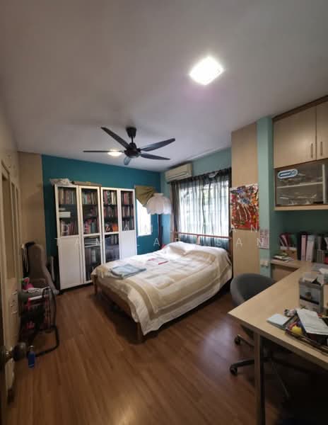 Rumah Banglo untuk Dijual di Seksyen 11 (Petaling Jaya) - Devamuthan Tamilarasan - Bedroom - PropertyGuru.com.my