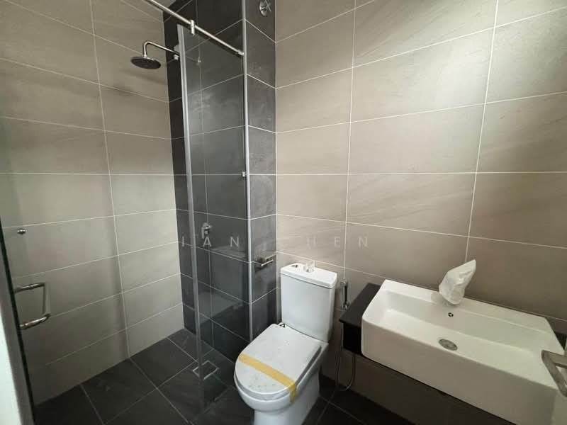Rumah Berkembar untuk Dijual di Taman Sutera Utama (Skudai) - Ian Chen - PropertyGuru.com.my
