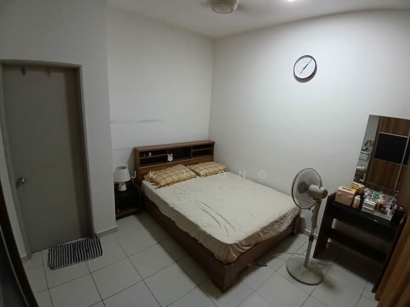 Service Residence for Sale at The Zizz @ Damansara North - JK Leong - Bedroom - PropertyGuru.com.my
