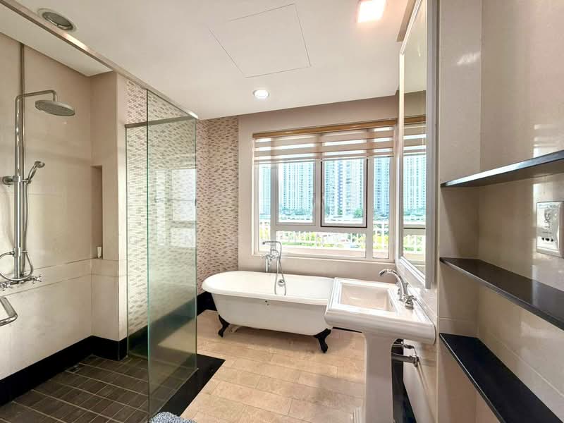 Kondominium untuk Disewa di Quayside Seafront Resort Condominiums - Gan Chun Kai - Bathroom - PropertyGuru.com.my