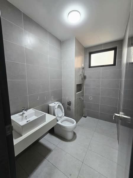 Service Residence for Rent at ASTON ACACIA - Jie Ying - Bathroom - PropertyGuru.com.my