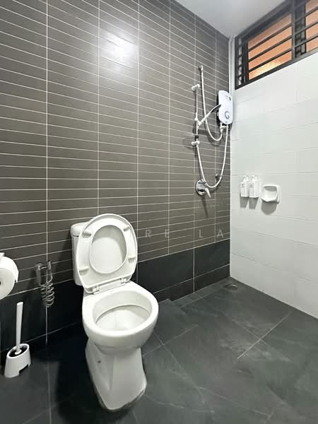 Service Residence for Sale at Palazio - Claire Lai - Bathroom - PropertyGuru.com.my