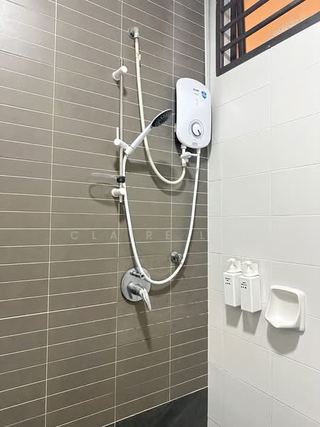 Service Residence for Sale at Palazio - Claire Lai - Bathroom - PropertyGuru.com.my