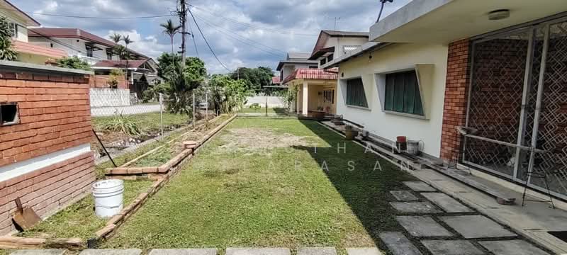 Bungalow for Sale in SS 3, Taman Universiti (Petaling Jaya) - Devamuthan Tamilarasan - Exterior - PropertyGuru.com.my