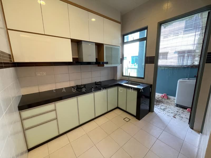 2-storey Terraced House for Sale in East Ledang (Iskandar Puteri (Nusajaya)) - Lauren Chai - Kitchen - PropertyGuru.com.my