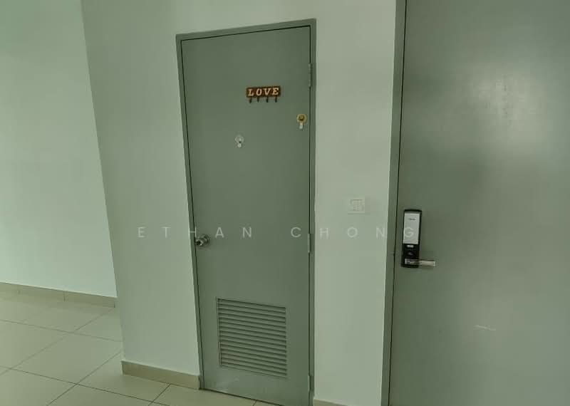 Servis Apartment untuk Disewa di Maple Residences @ Bandar Bestari Klang - Ethan Chong - Corridor - PropertyGuru.com.my
