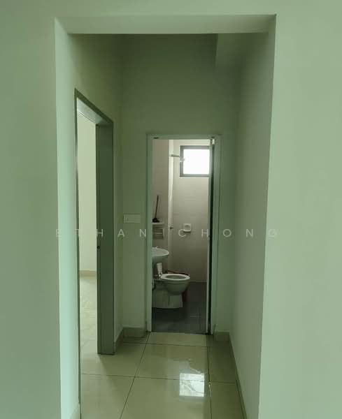 Servis Apartment untuk Disewa di Maple Residences @ Bandar Bestari Klang - Ethan Chong - Corridor - PropertyGuru.com.my