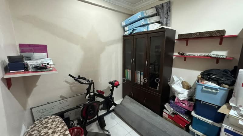 Pangsapuri untuk Dijual di Vista Pinggiran Apartment - Edmund Goh - Study - PropertyGuru.com.my