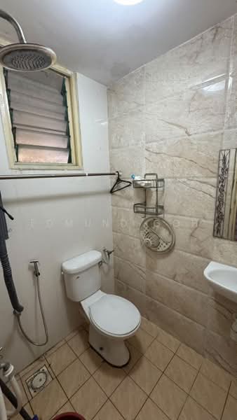 Pangsapuri untuk Dijual di Vista Pinggiran Apartment - Edmund Goh - Bathroom - PropertyGuru.com.my