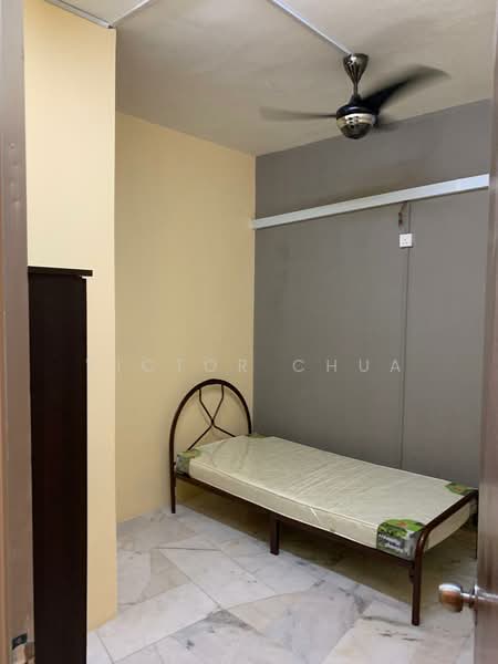 Pangsapuri untuk Disewa di Pangsapuri Lagoon Perdana - Victor Chua - Bedroom - PropertyGuru.com.my