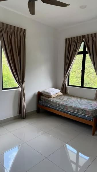 Rumah Berkembar untuk Dijual di Taman Nusa Idaman (Iskandar Puteri (Nusajaya)) - Max Loh - Bedroom - PropertyGuru.com.my