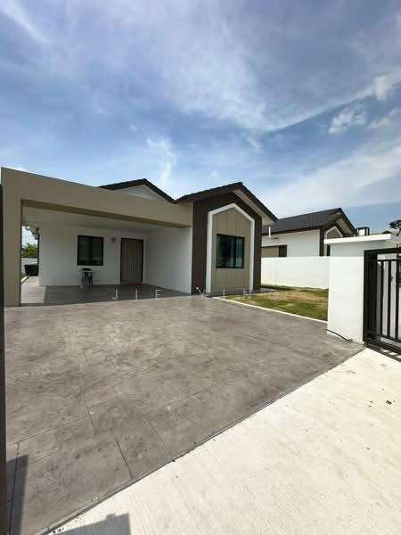 Bungalow for Sale in Taman Pekatra Indah (Simpang Ampat) - Jie Ying - Exterior - PropertyGuru.com.my