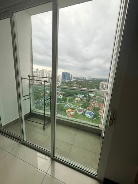 Service Residence for Rent at Paragon Residences @ Straits View - Jane Ngoi - Balcony - PropertyGuru.com.my