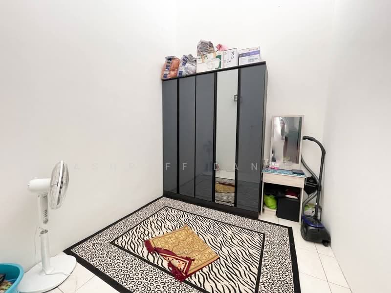 Semi-Detached House for Sale in Banting (Selangor) - Ashraff Daniel - PropertyGuru.com.my