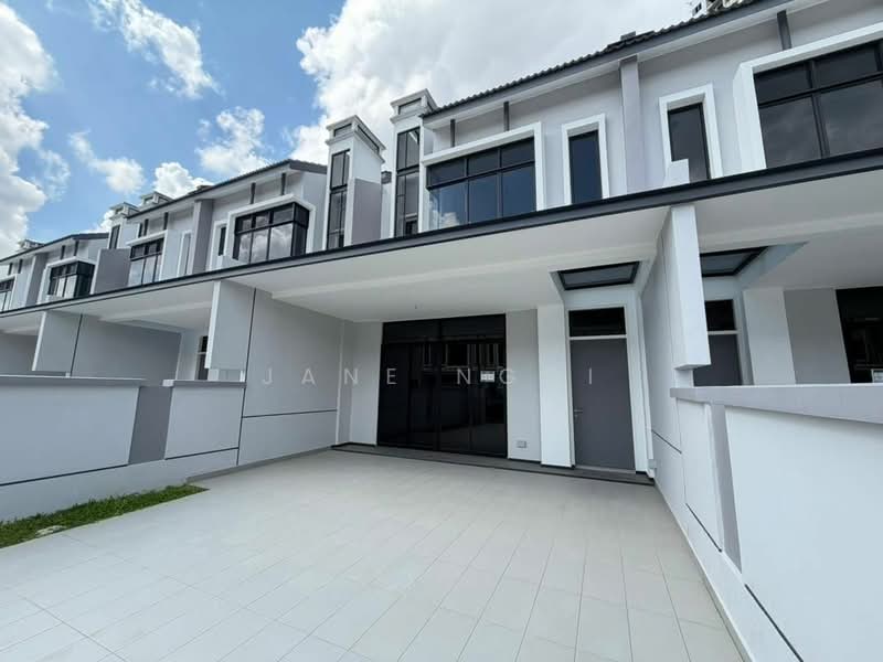 Rumah Teres 2-Tingkat untuk Dijual di Taman Mount Austin (Tebrau) - Jane Ngoi - Exterior - PropertyGuru.com.my