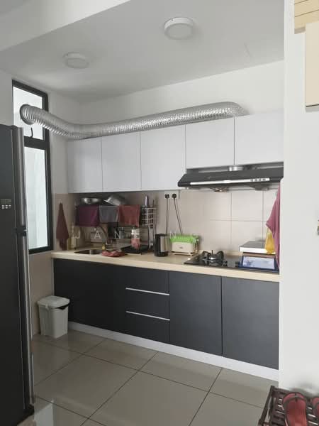 Apartment for Rent at Austin Regency (Pangsapuri Austin Perdana) - Jane Ngoi - Kitchen - PropertyGuru.com.my