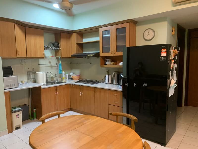 Condominium for Sale at Riana Green Condominium - Theresa Chew - Kitchen - PropertyGuru.com.my