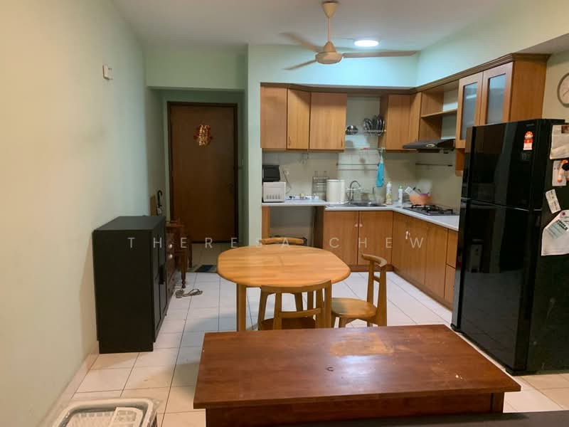 Condominium for Sale at Riana Green Condominium - Theresa Chew - Kitchen - PropertyGuru.com.my