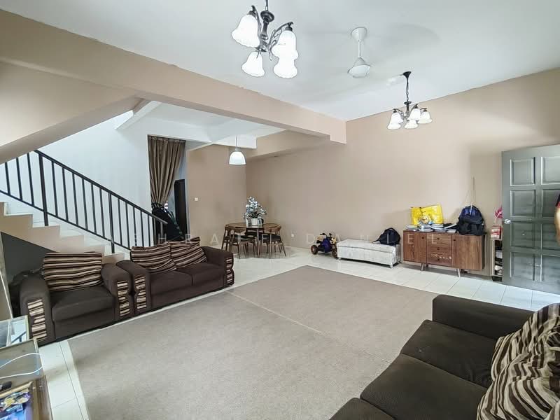 Terraced House for Sale in Banting (Selangor) - Ashraff Daniel - Living Room - PropertyGuru.com.my