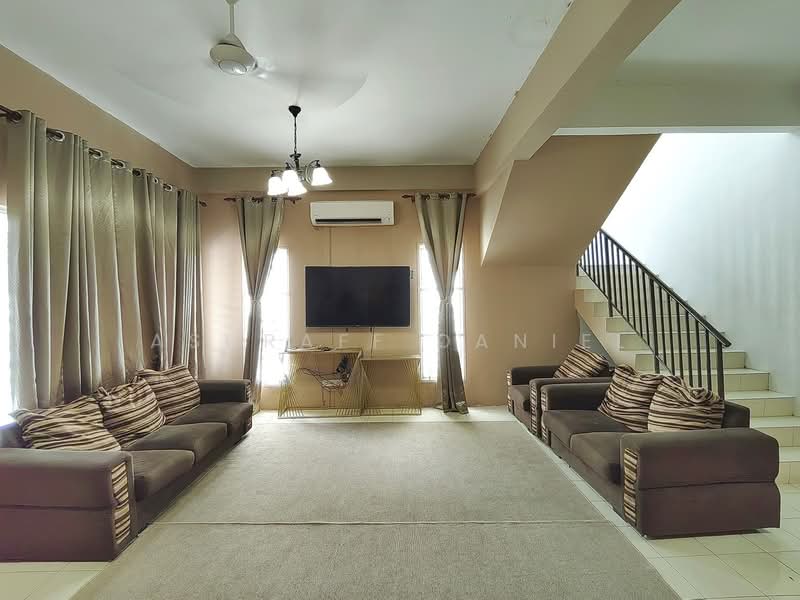 Terraced House for Sale in Banting (Selangor) - Ashraff Daniel - Living Room - PropertyGuru.com.my