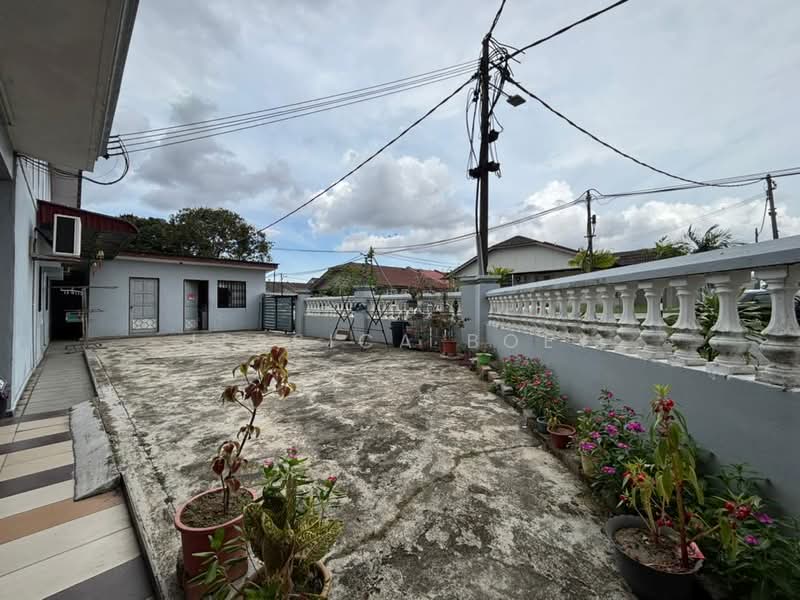 Cluster House for Sale in Taman Delima (Tebrau) - Jessica Boey - Exterior - PropertyGuru.com.my