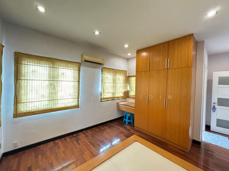 Bungalow for Sale in Ampang Jaya (Ampang) - Shiqin Saidin - Bedroom - PropertyGuru.com.my