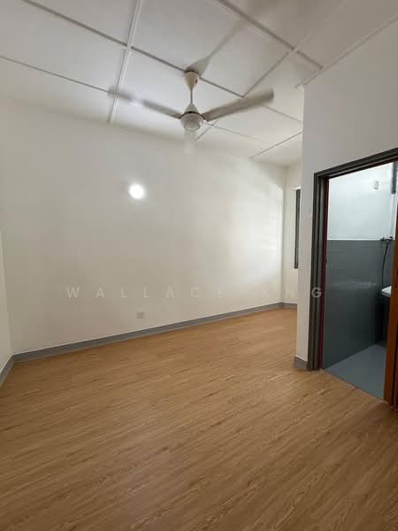Rumah Teres 1 Tingkat untuk Dijual di Taman Molek (Johor Bahru) - Wallace Ang - PropertyGuru.com.my