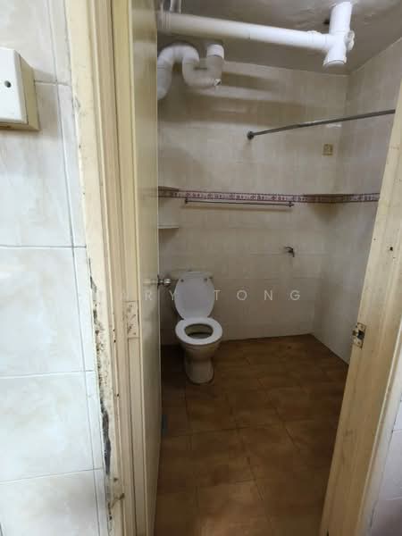 Flat for Rent at Mutiara Fadason - Mary Tong - Bathroom - PropertyGuru.com.my